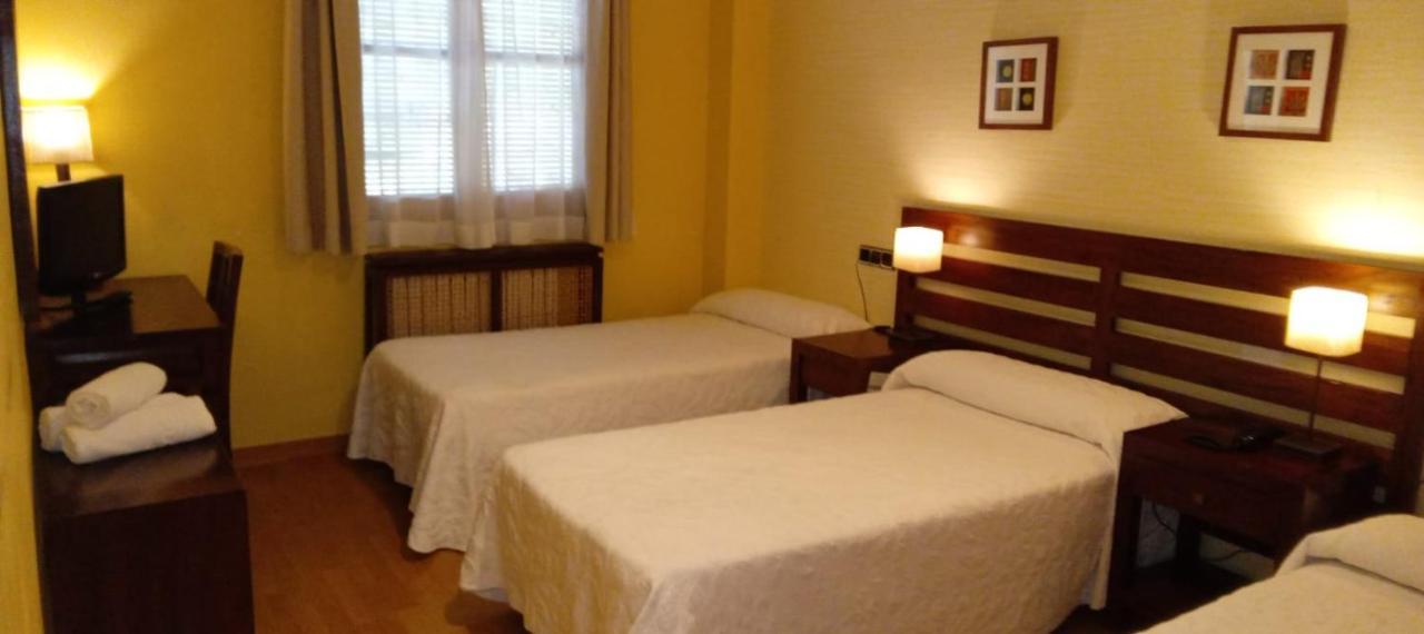 Hotel De Montana Rubielos Рубиелос де Мора Екстериор снимка