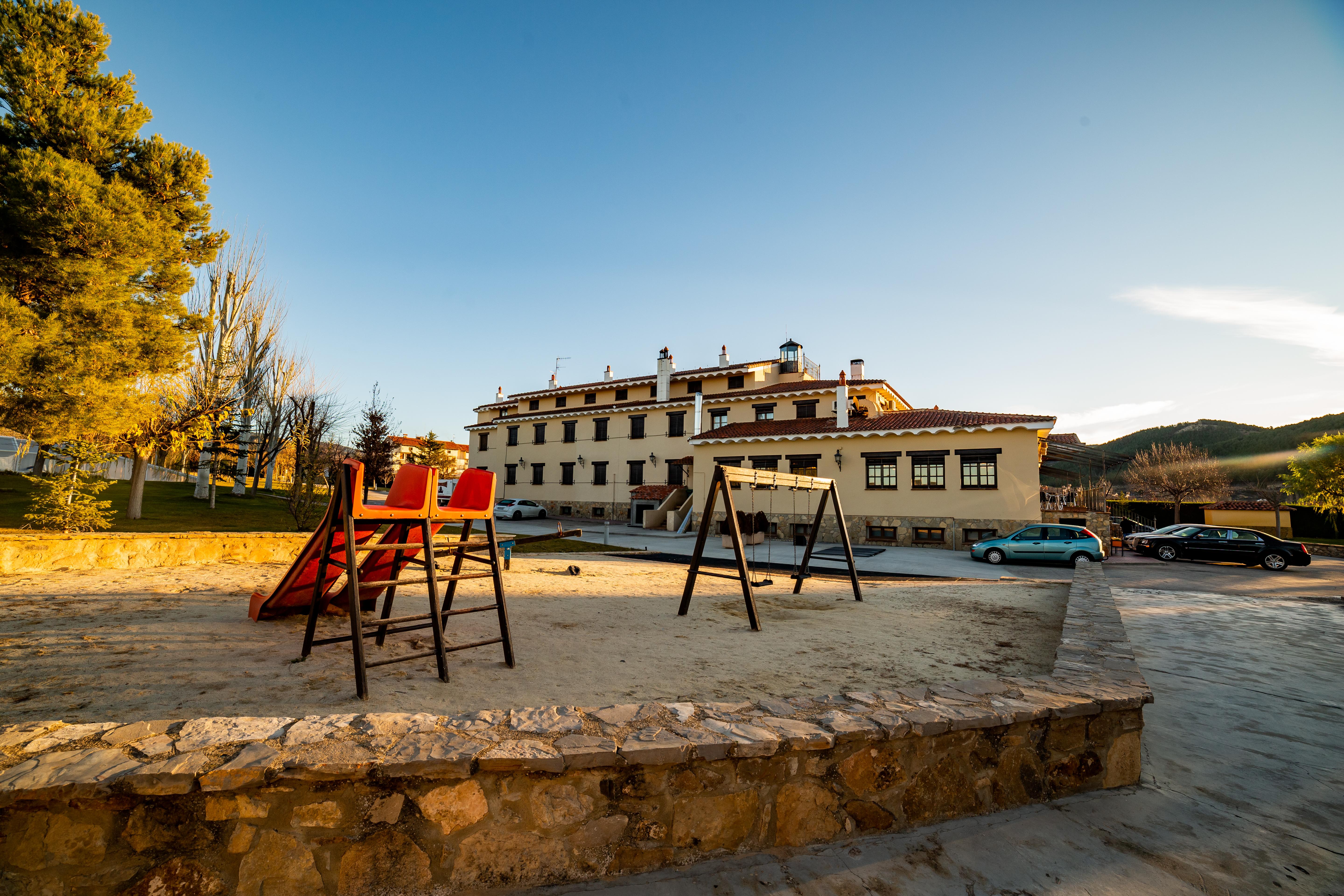 Hotel De Montana Rubielos Рубиелос де Мора Екстериор снимка