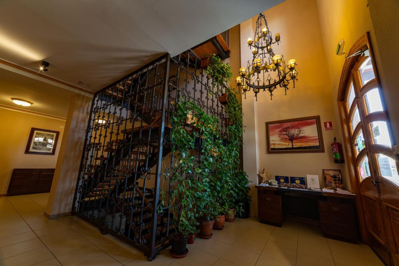 Hotel De Montana Rubielos Рубиелос де Мора Екстериор снимка